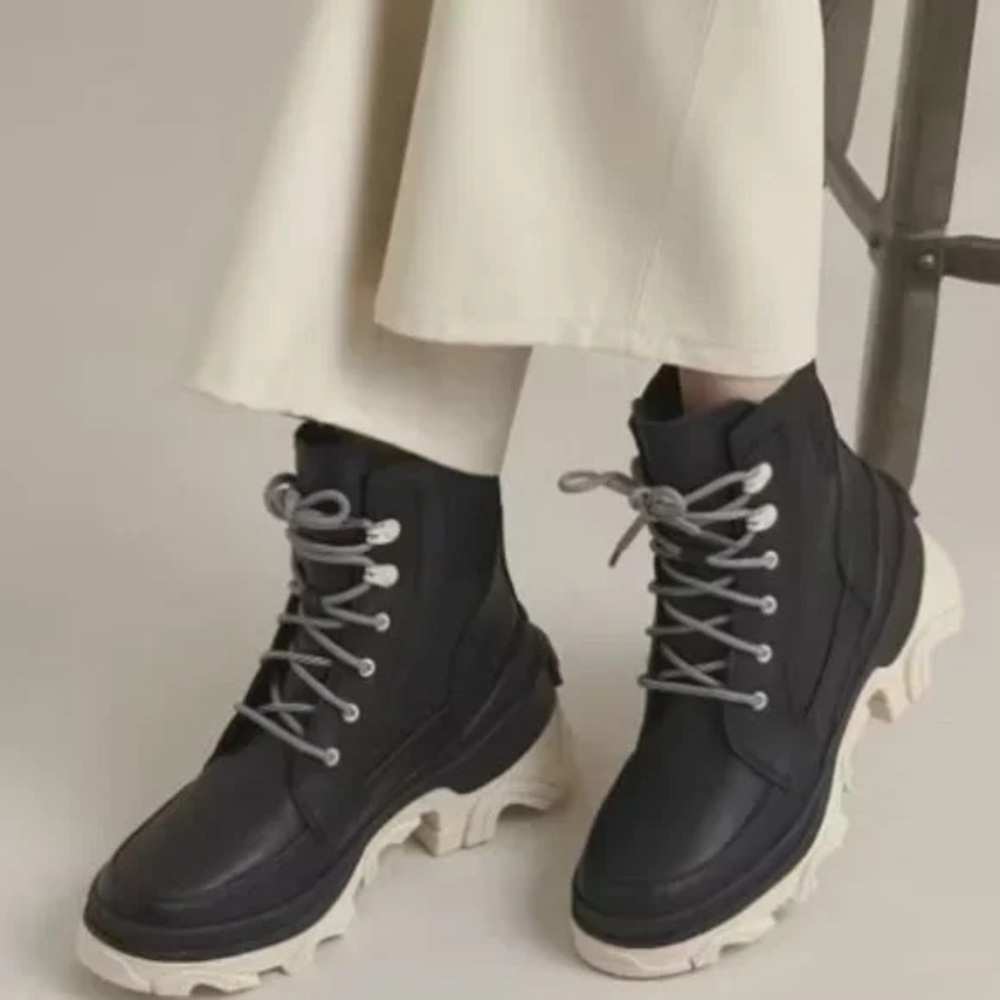 Sorel Black Brex Leather Waterproof Boots